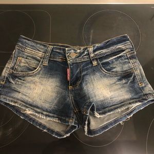 Dsquared2 Women’s Denim Shorts (pre-owned)